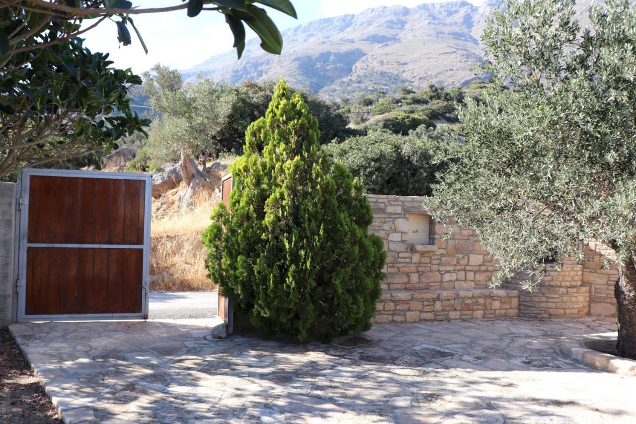 Amathianis Βίλα Τριόπετρα Εξωτερικό φωτογραφία
